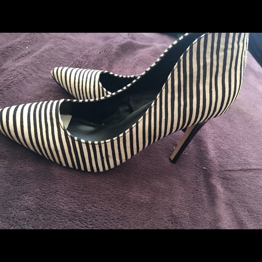 Express heels